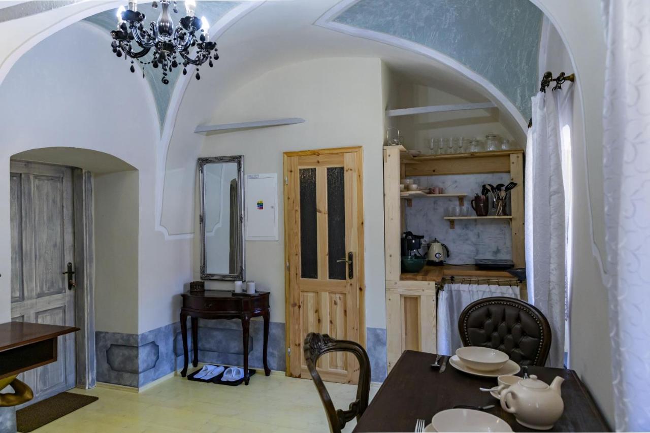Apartman Charlotte V Dome So Studnou Na Streche Banská Štiavnica Kültér fotó